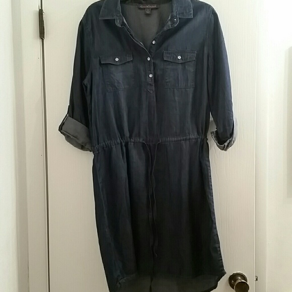 Gloria Vanderbilt Dresses & Skirts - Gloria Vanderbilt Chambray Long Sleeved Dress